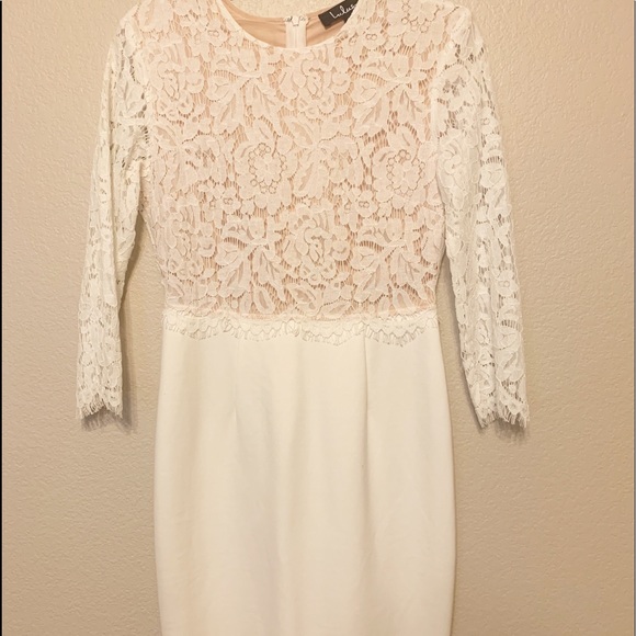 White lace lulus dress with sleeves - Picture 2 of 4